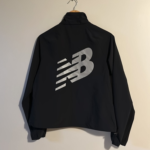 New Balance running jacket - Picture 2 of 8